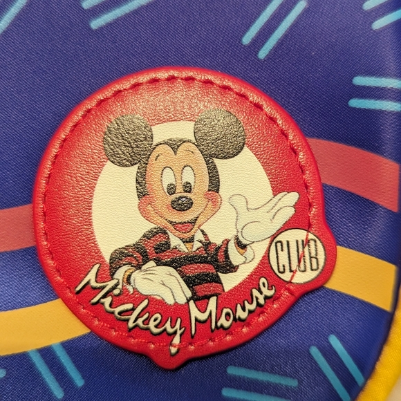 Disney Parks Danielle Nicole Mickey Belt Bag Fanny Pack - Picture 8 of 9